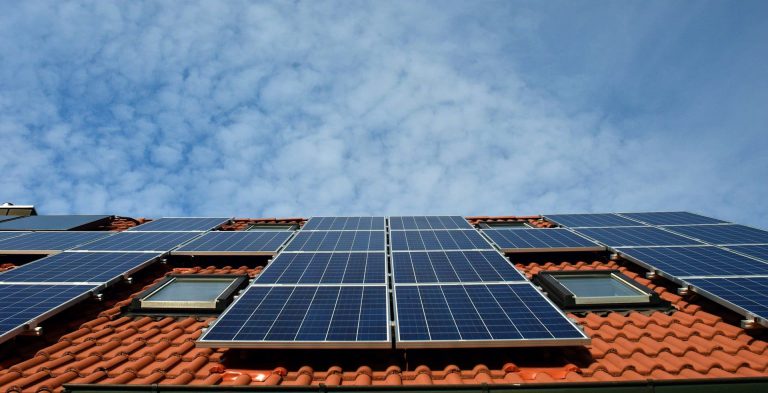 Beneficios tributarios de tener un sistema de energía solar